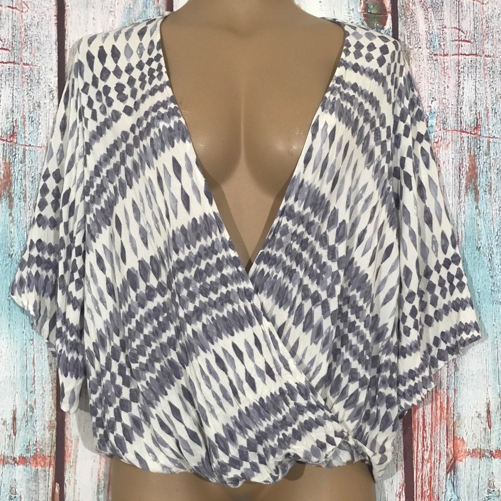 💎 Envy Rayon Blue & Ivory Blouse M/L